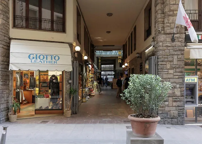 Giordano Luxury Home