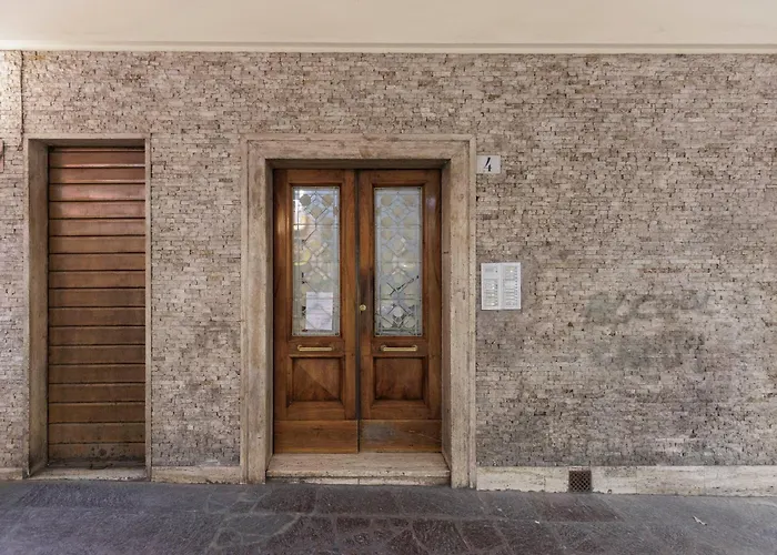 Giordano Luxury Home